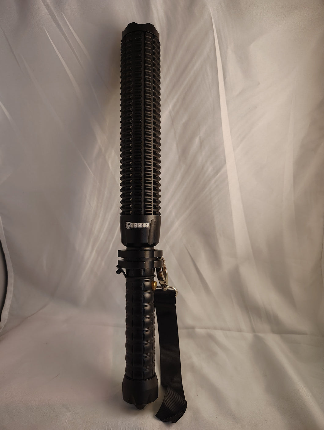 Baton flashlight